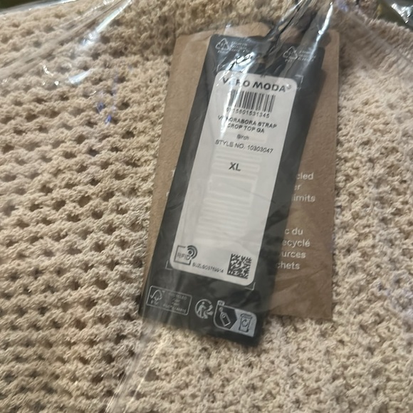 NEW Vero Moda Crop Knit Tank - Picture 3 of 3